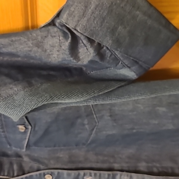 Harve Benard Jean Shirt, New with tags - Picture 3 of 5